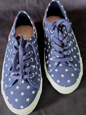 Women's Navy Star Canvas Sneakers